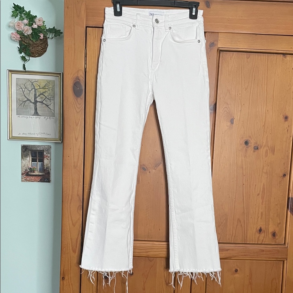 Zara White Jeans with Frayed Hem